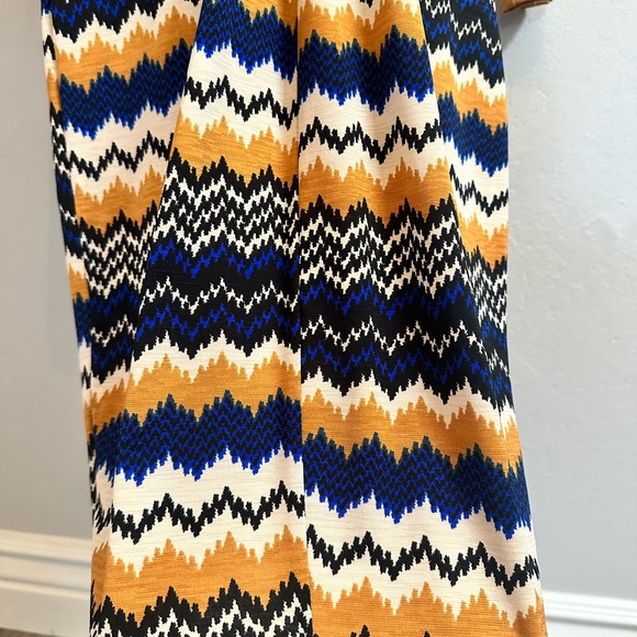 Olive Tree Multi Color Flattering Pattern Dress - Picture 4 of 6